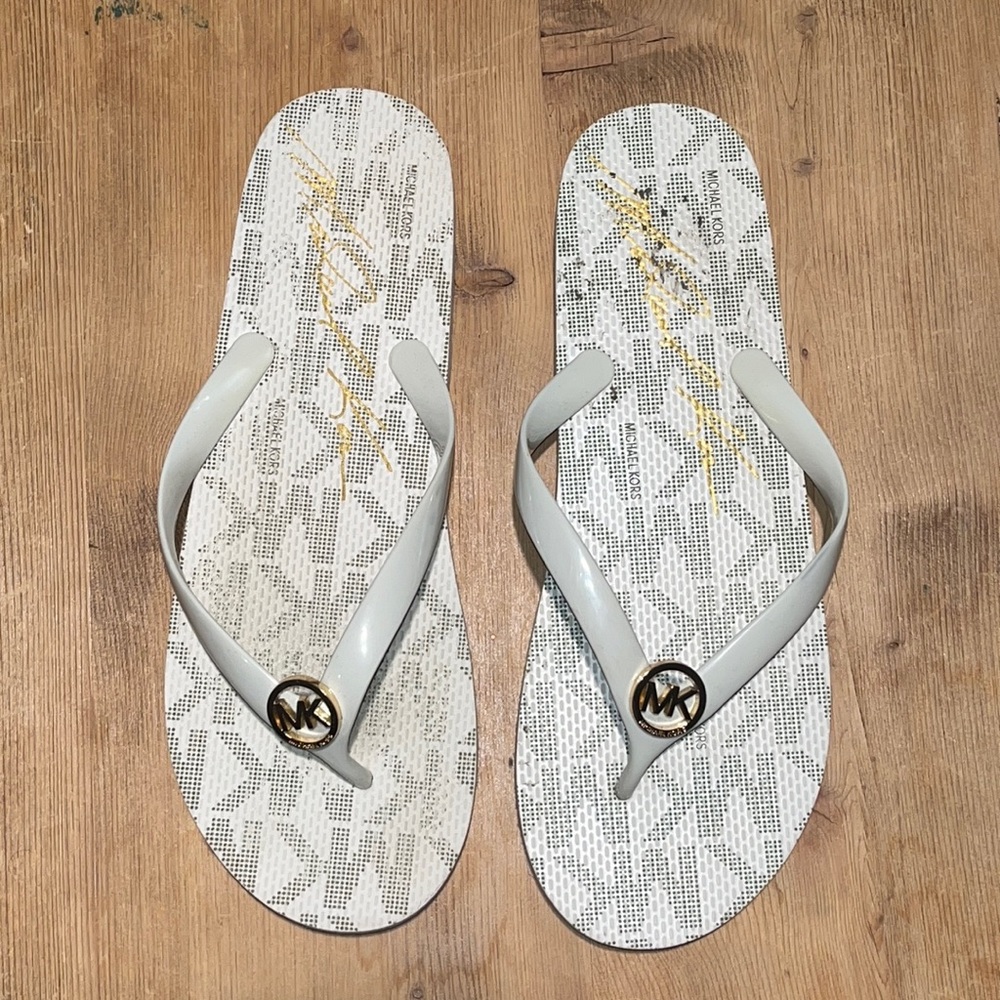 Michael Kors flip-flops sandals size 11